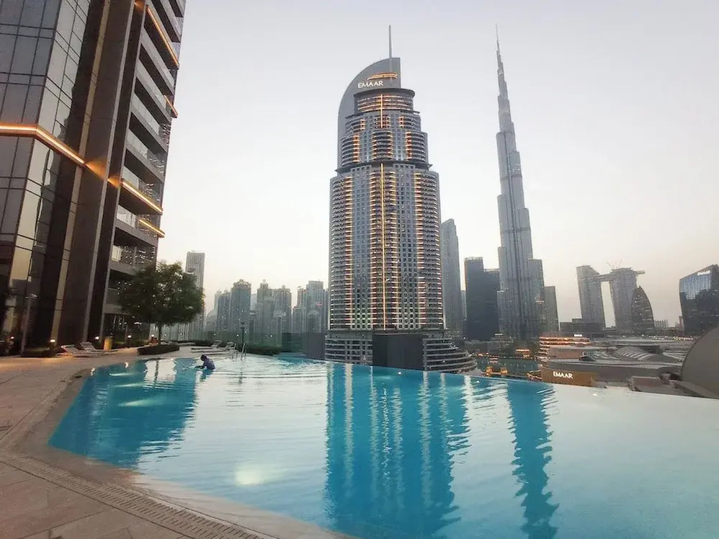 Direct Dubai Mall Access Downtown Boulev