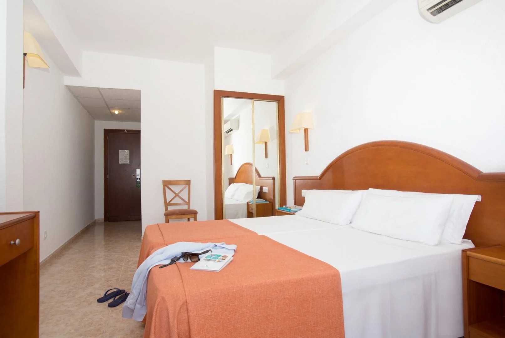 Отель BLUESEA Piscis - Adults Only