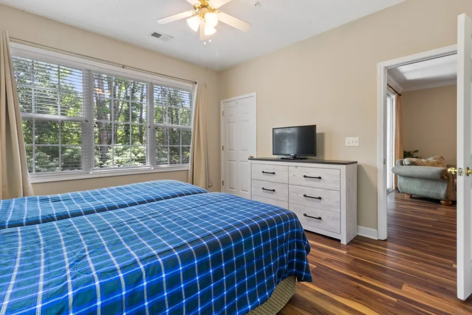 Arbor Trace Condo #812