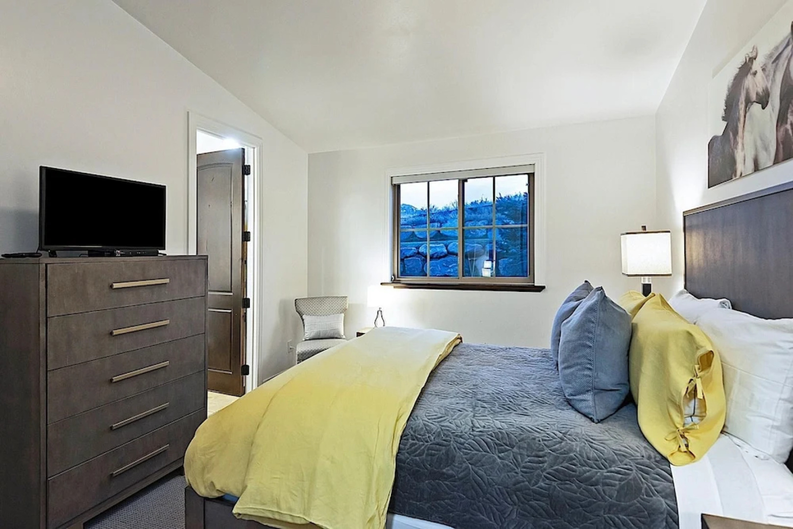 Central to Ski Utah by Casago