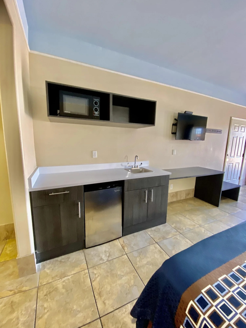 Texas Inn and Suites McAllen at La Plaza Mall and Airport