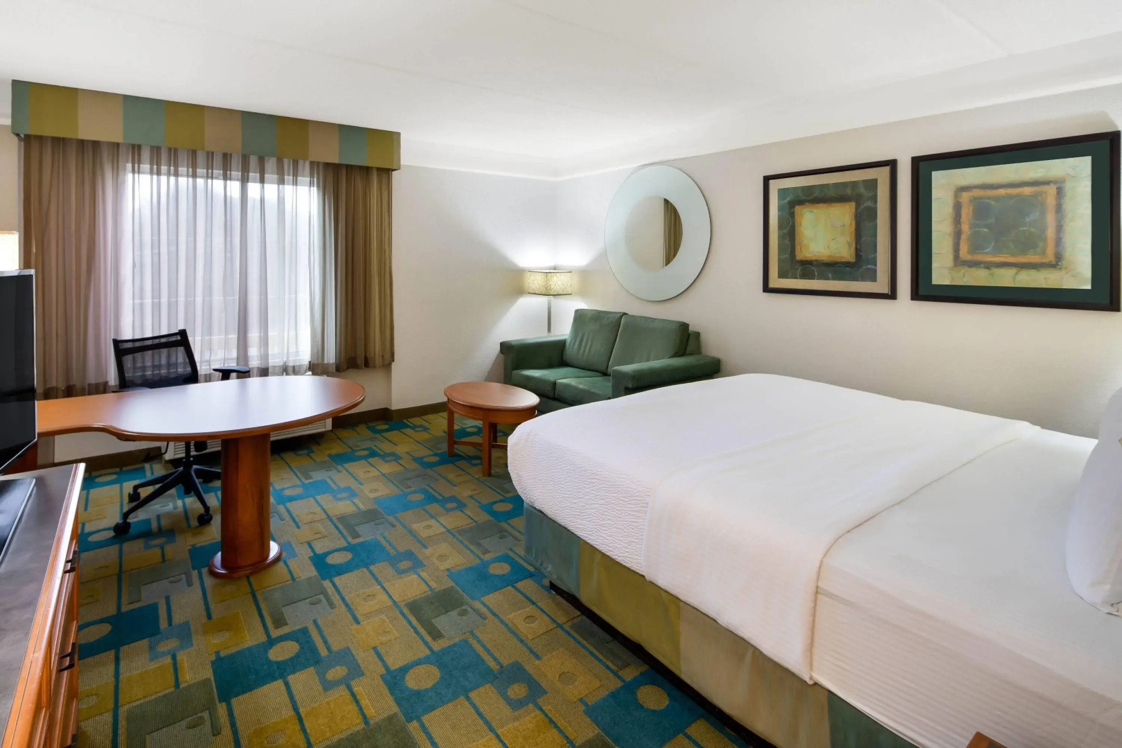 La Quinta Inn & Suites by Wyndham Greenville Haywood