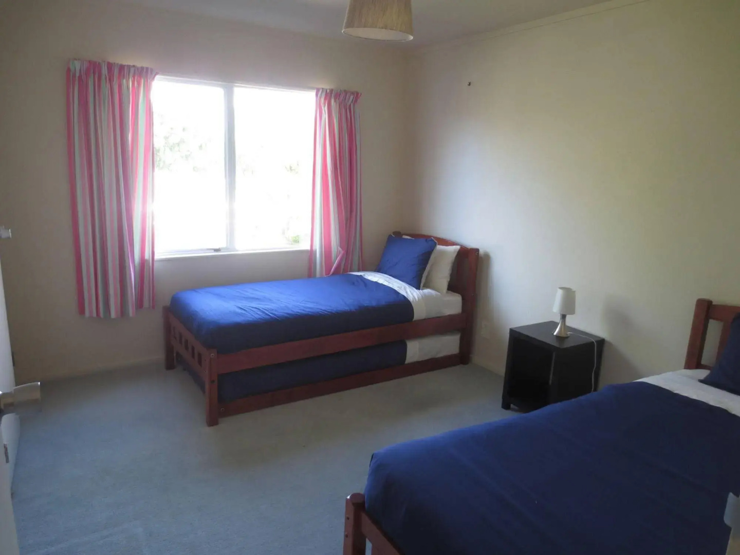 Howards Mountain Lodge