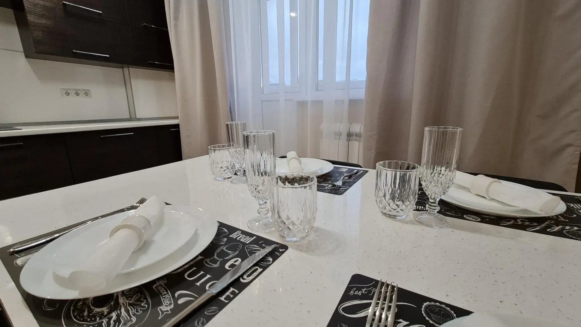 Много квартир на улице Федерации