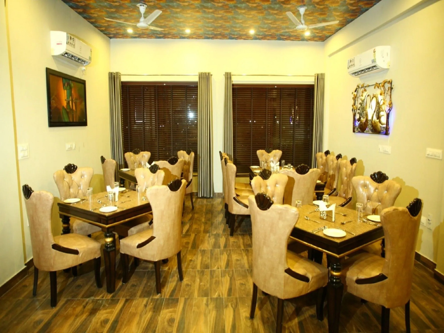 Anandam Clarks Inn Suites Vrindavan