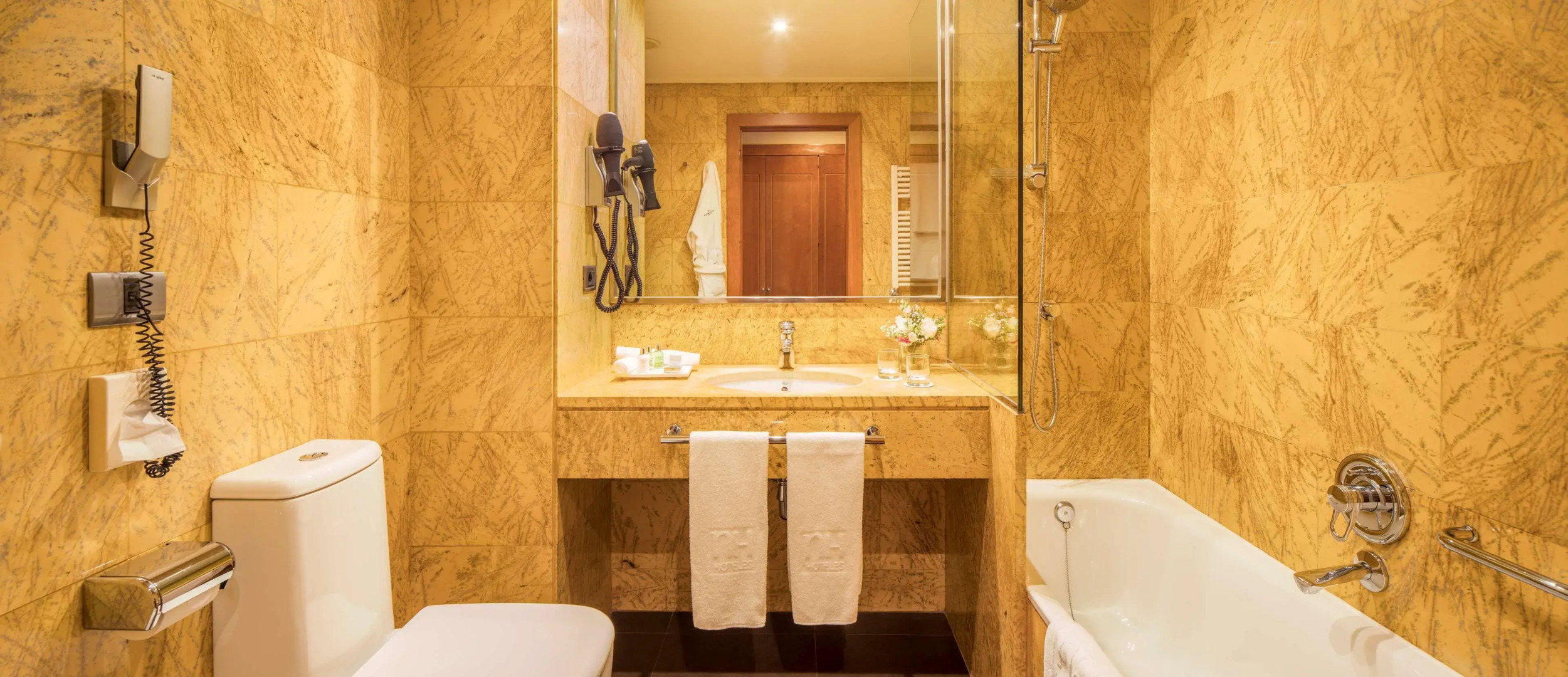 Отель NH Collection Vigo