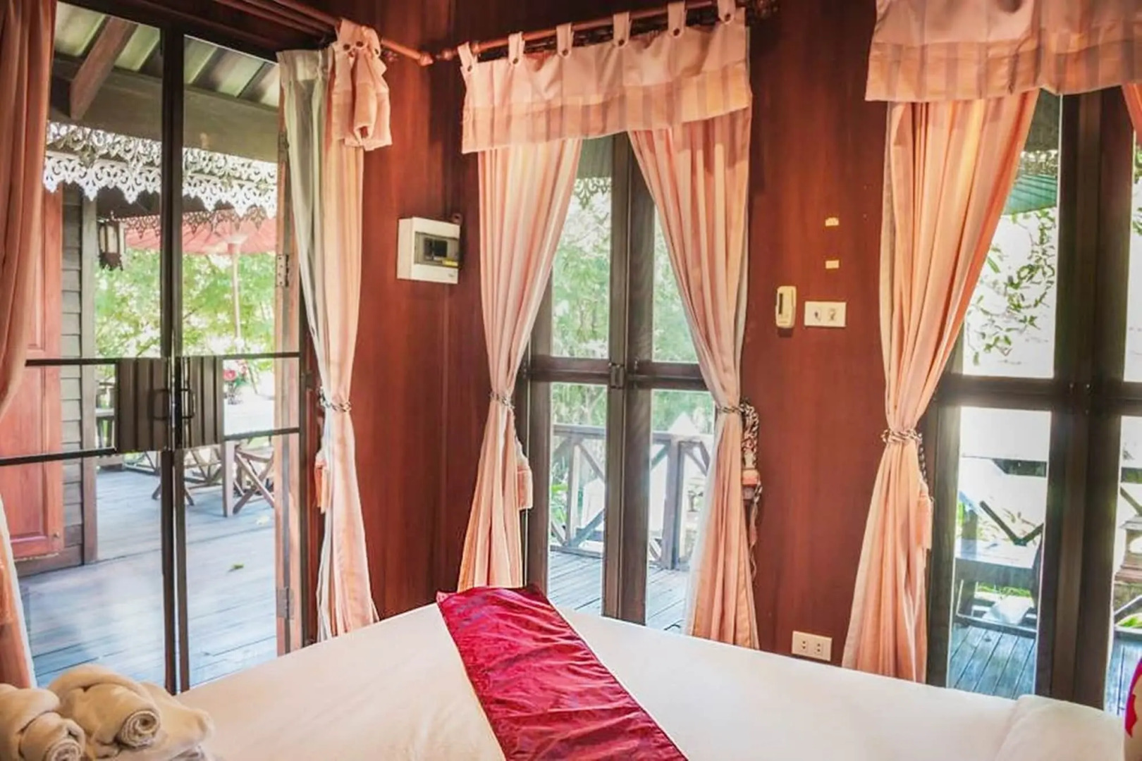 Banviewnam Camping & Resort