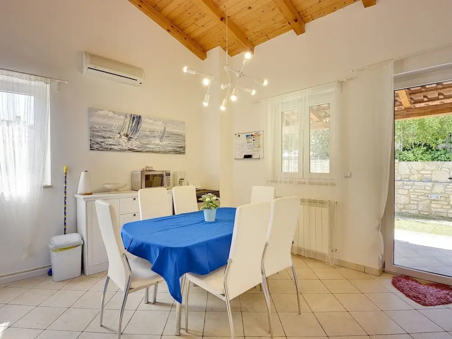 Detached Holiday House With Private Pool Only Near the Beach