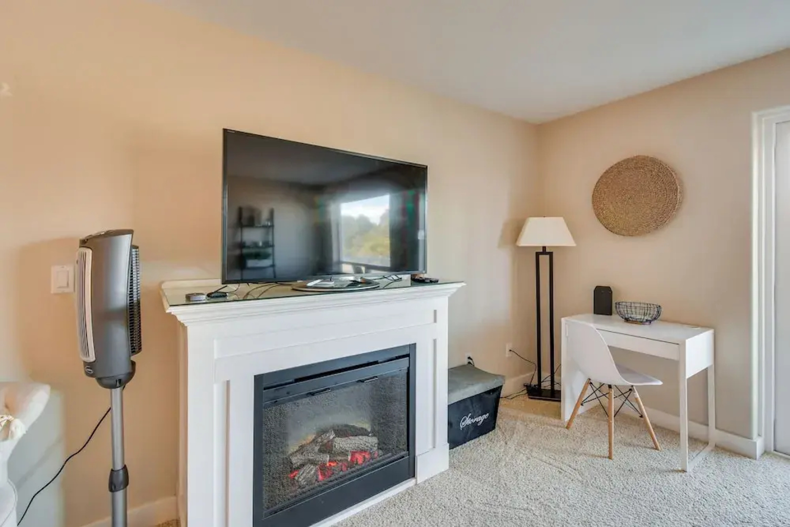 Westport Vacation Rental: Walk to Beach!