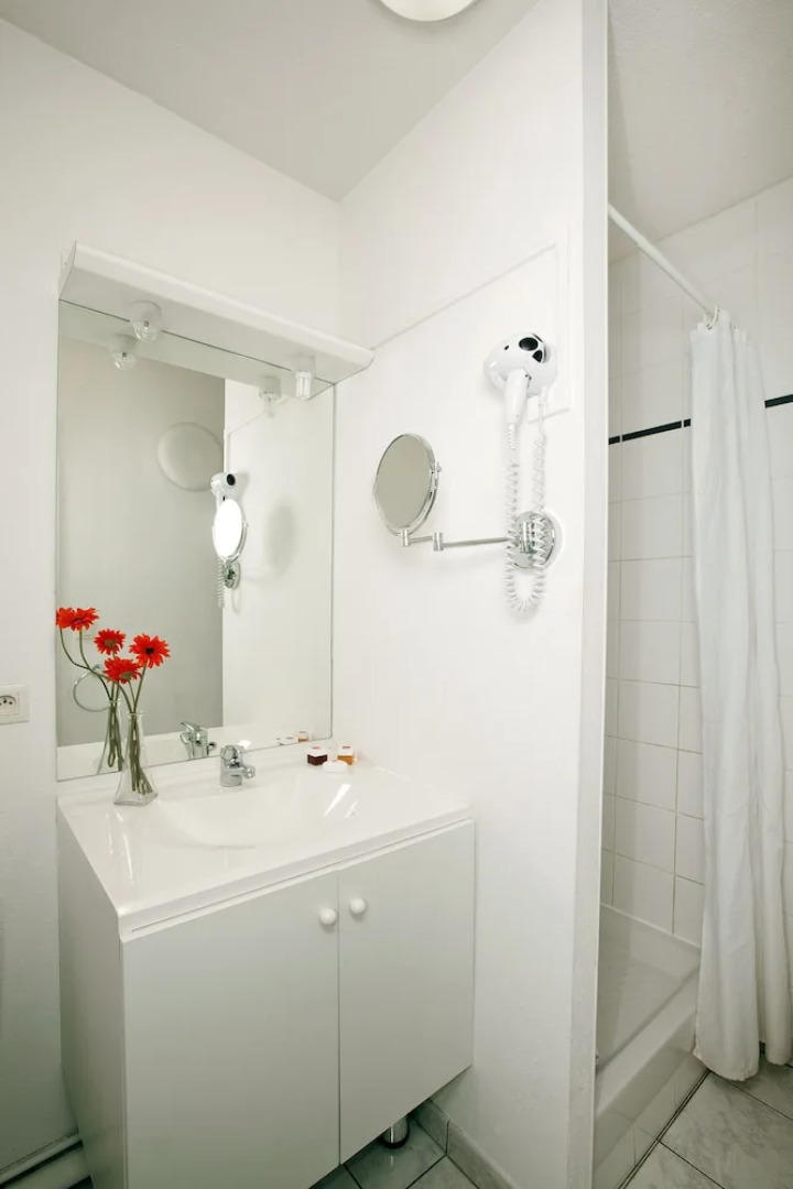 Séjours & Affaires Nantes La Beaujoire