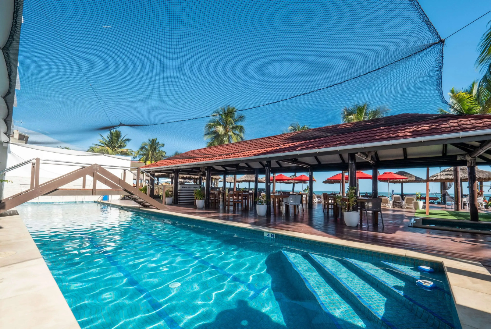 Отель Ramada Suites by Wyndham Wailoaloa Beach Fiji