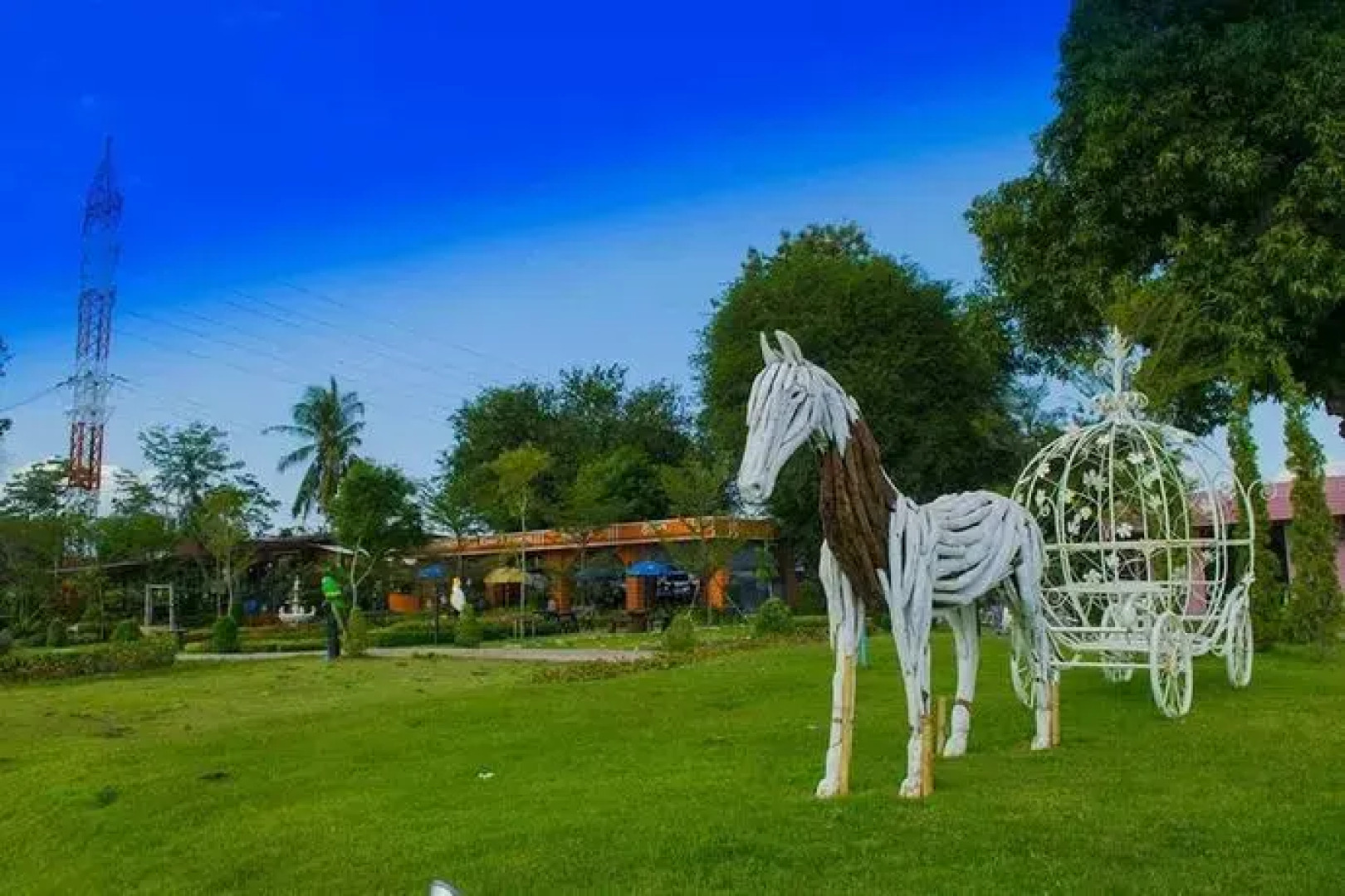 River & Flowers Resort