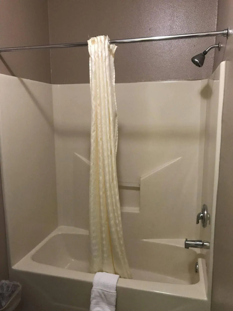 Los Fresnos Inn and Suites