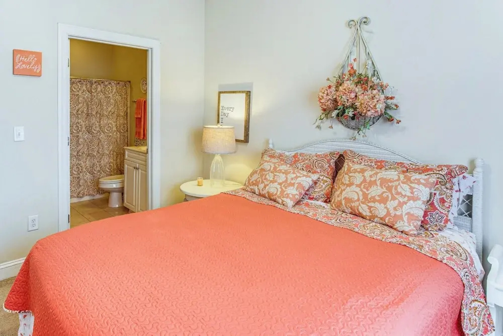 Golf Getaway by Casino, Dolphin Cruises + Beach!