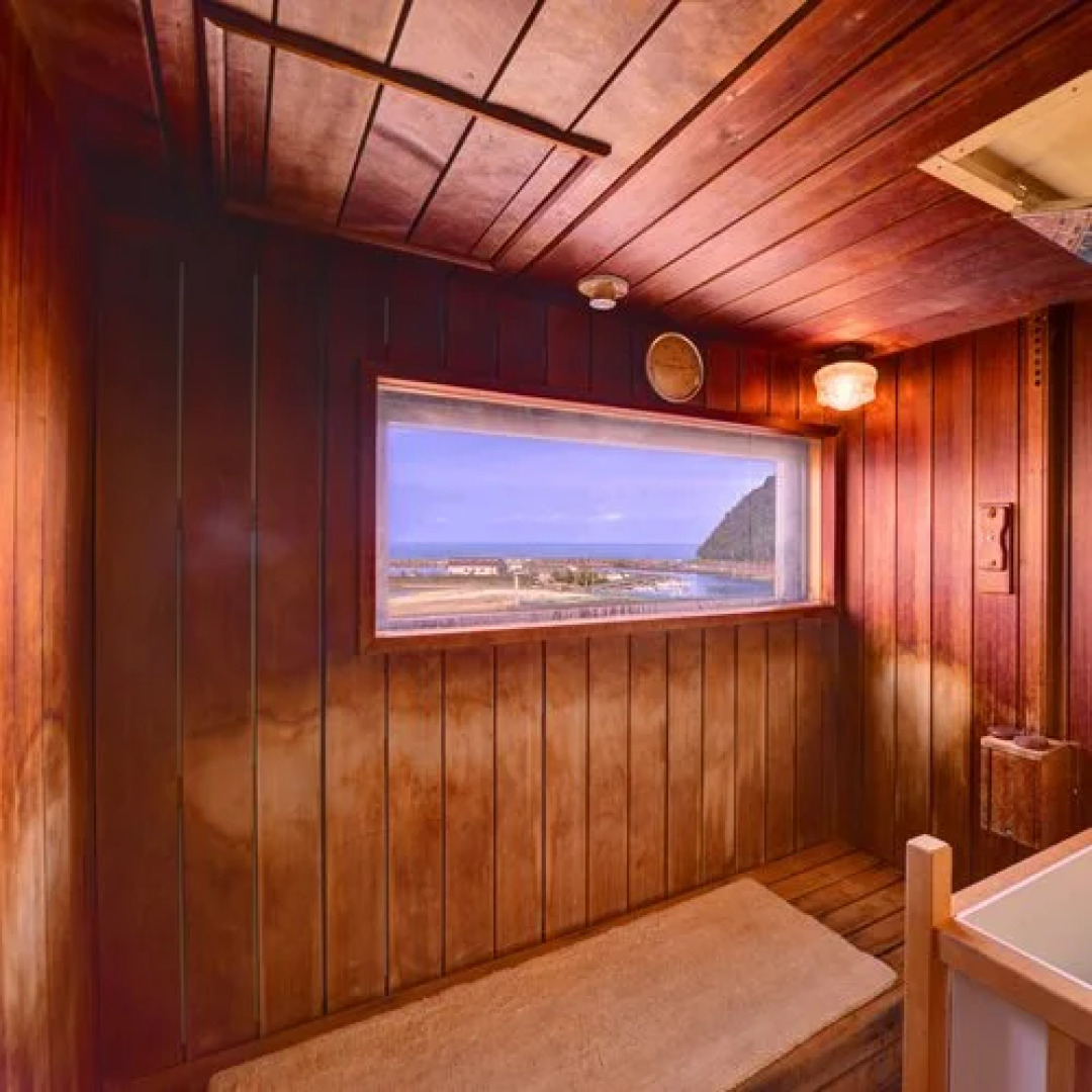 Umi No Mieruyado Muramiya