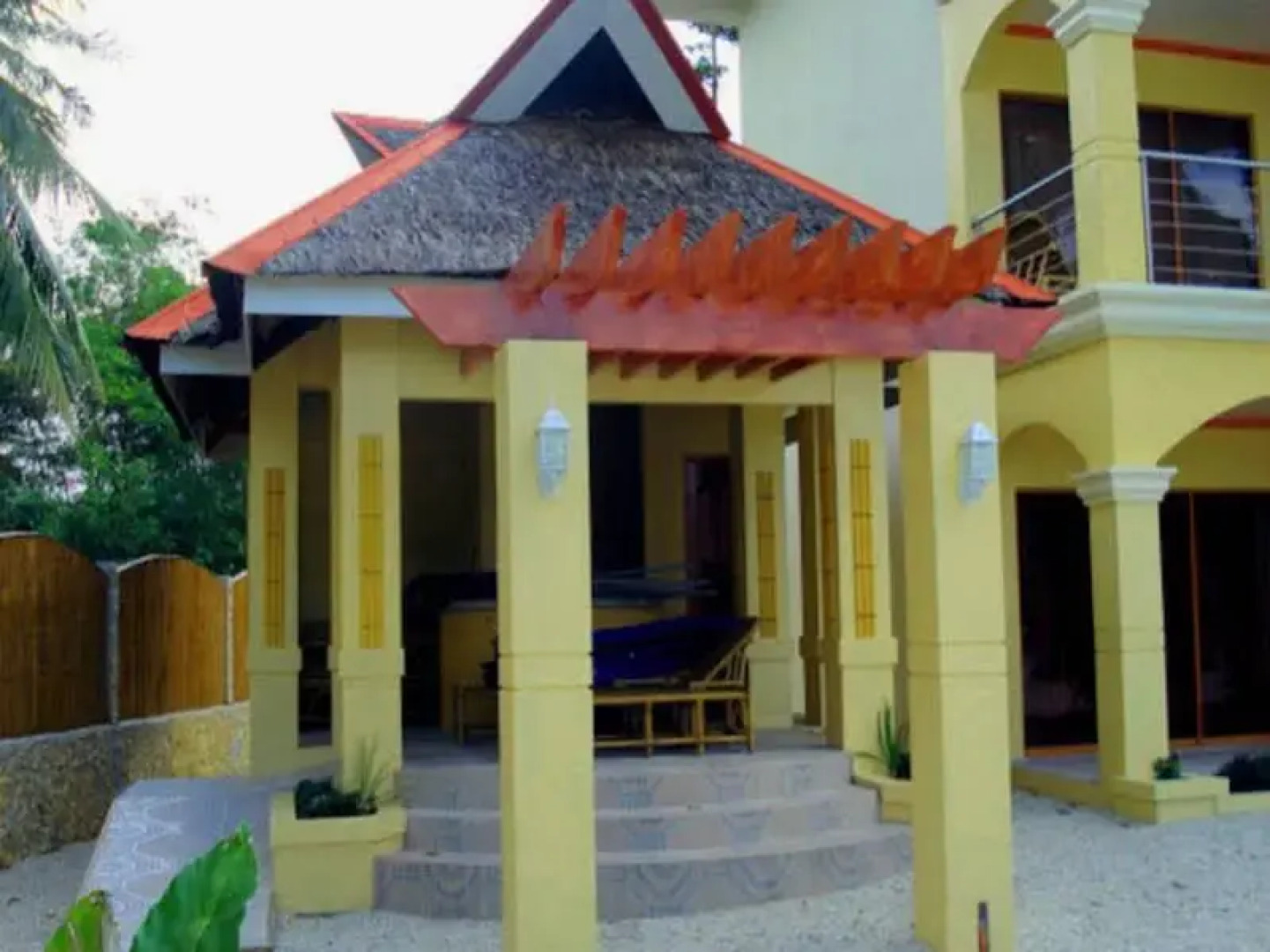 Cabaling Beach Resort