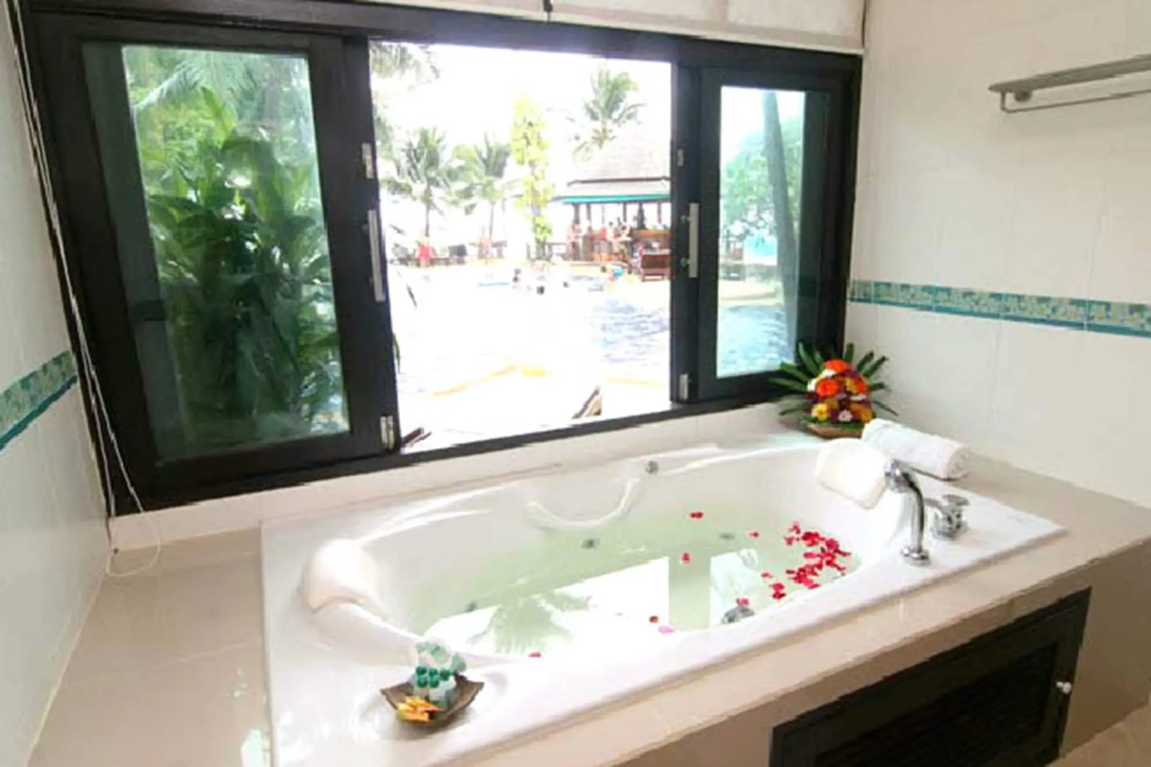 Sand Sea Beach Resort