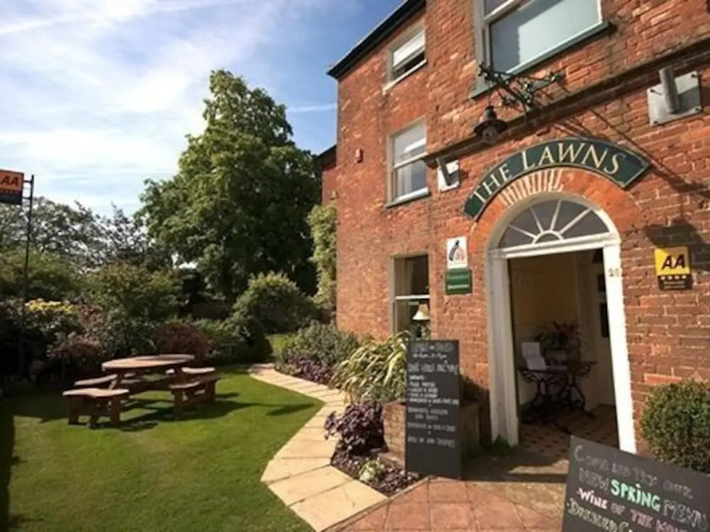 The Lawns Hotel