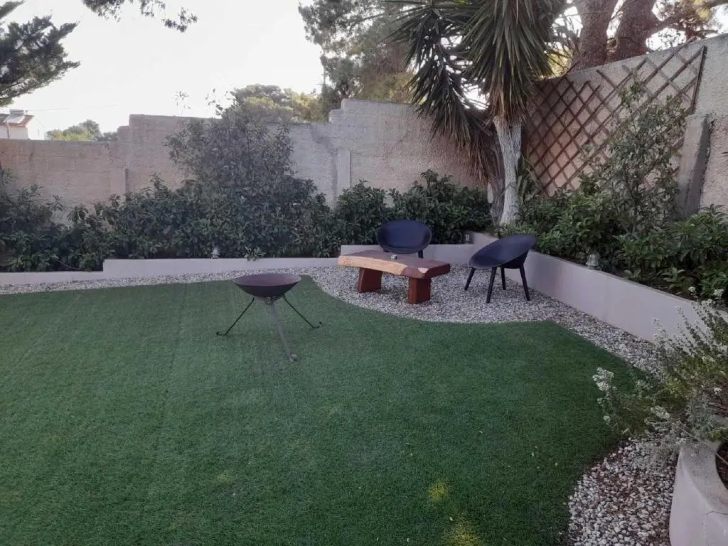 Suite with garden