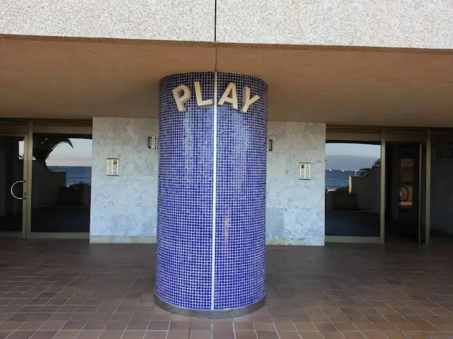 Apartaments Primera Linea Torre Valentina