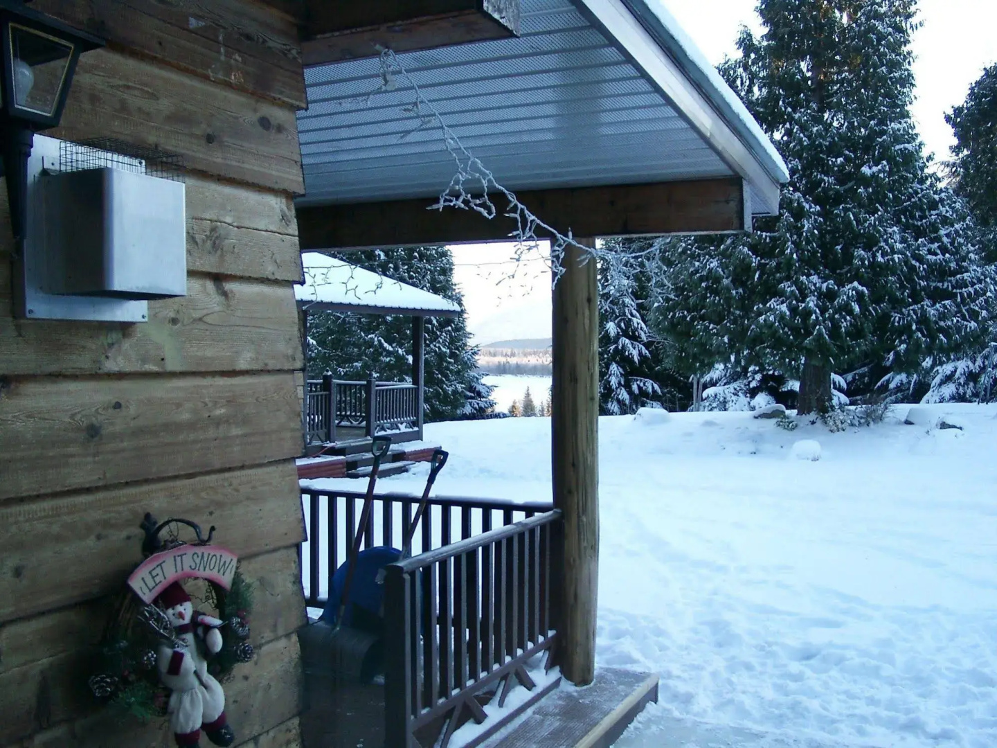 Shames Country Lodge