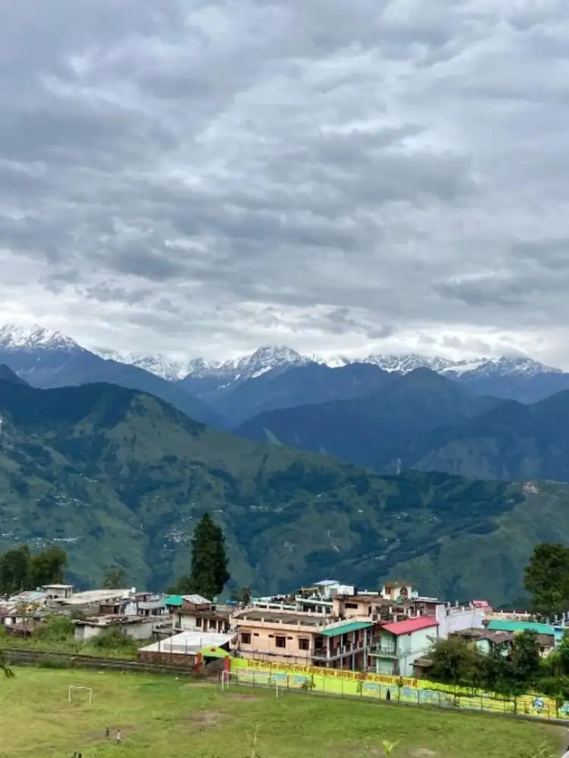 Goroomgo Mansarovar Inn Munsyari