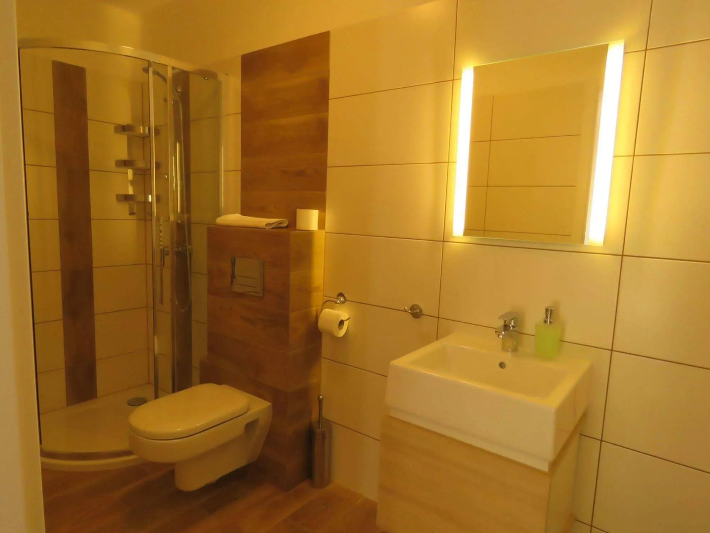 Rezydencja nad jeziorem - Pestkownica