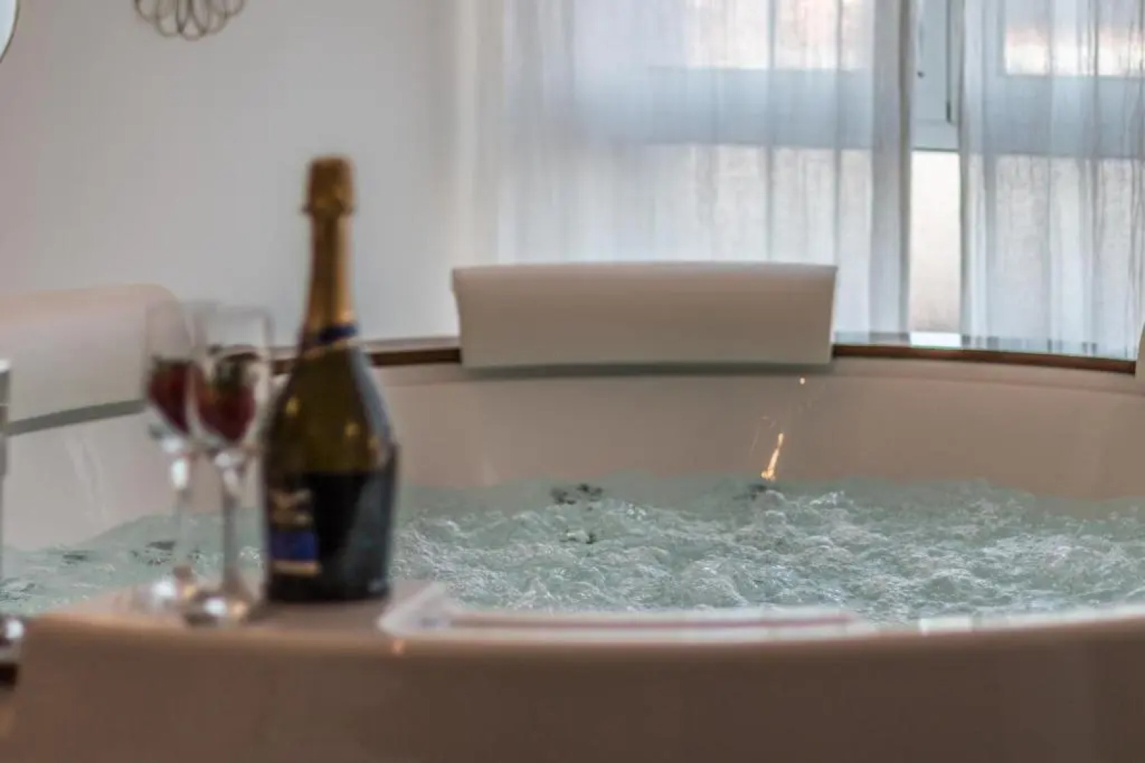 4 Star Bologna Train Station - Self Check-In