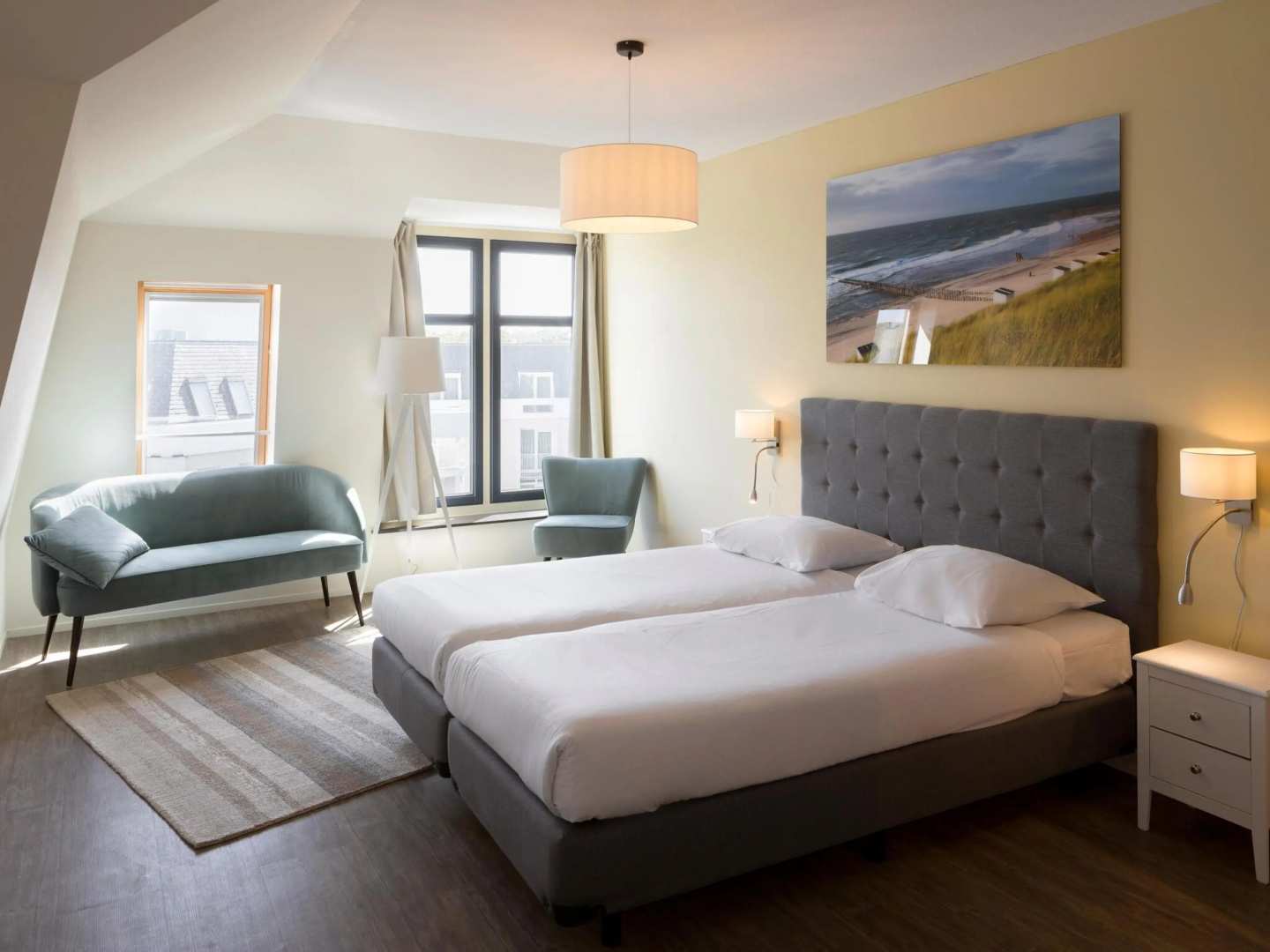 Luxury apartment with AC and washing machine, in a residence 200 m from the sea