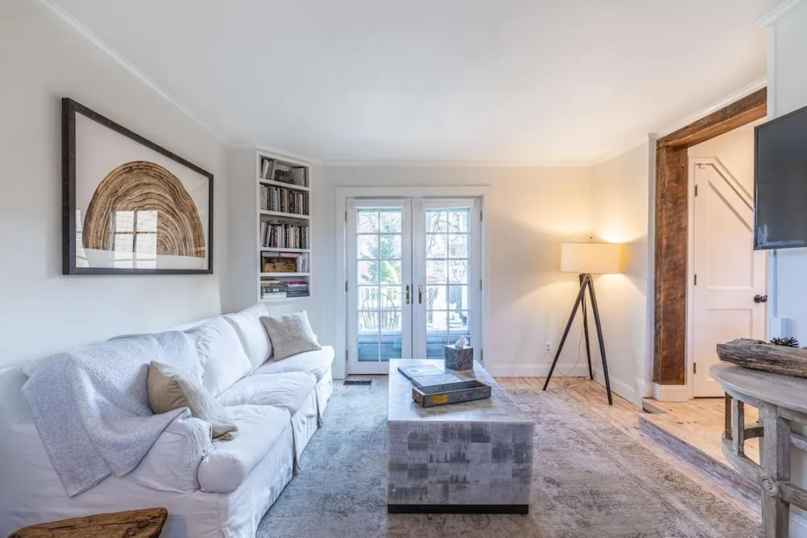 Blue Water: The Cottage