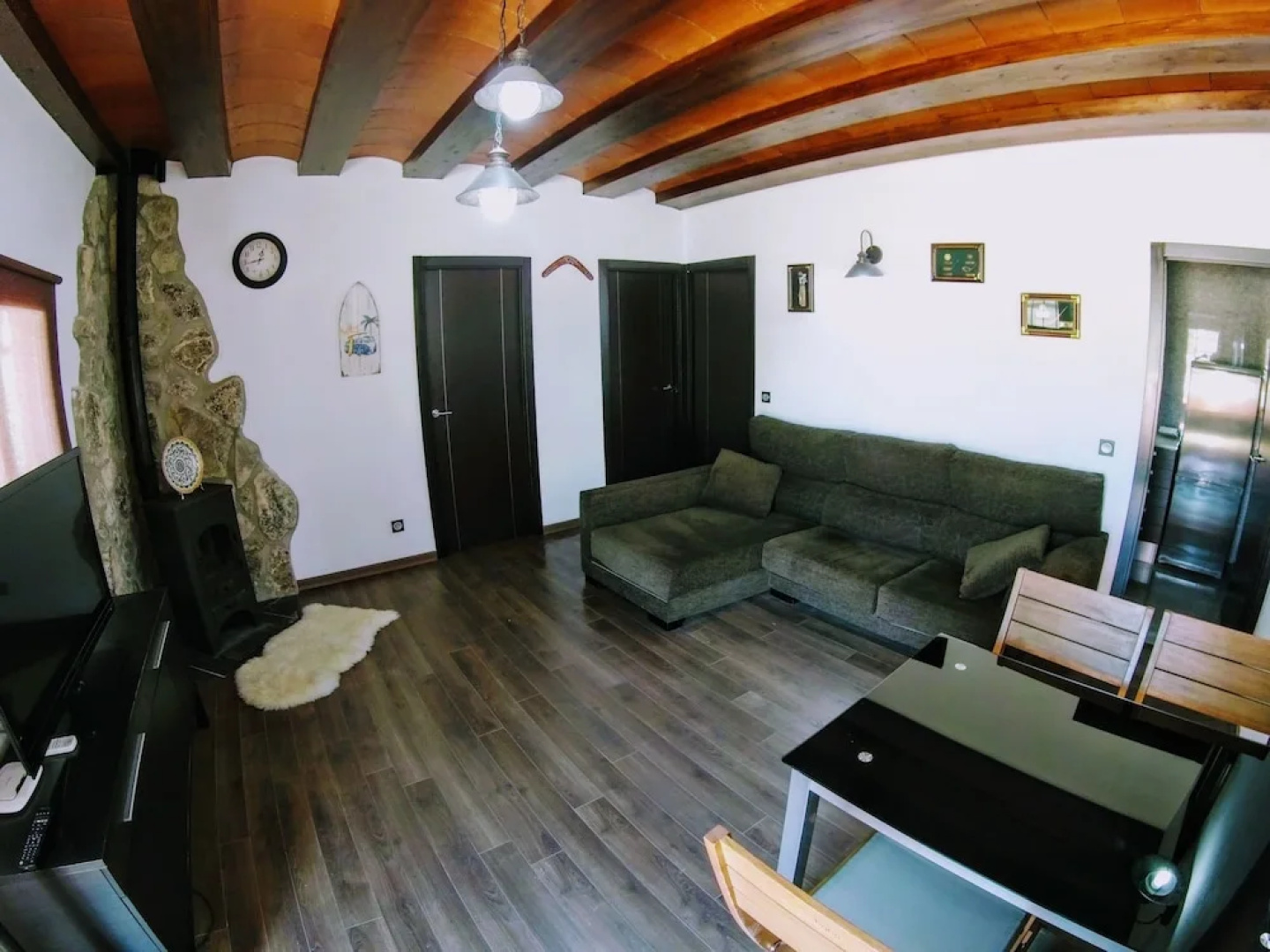 Bonito Chalet con Piscina Cerca del Mar