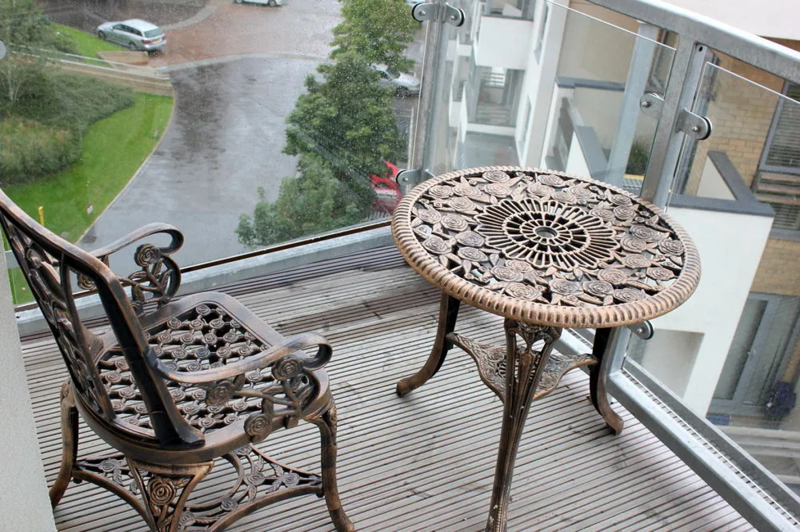 The Luxurious Semi-Circle - Peymans