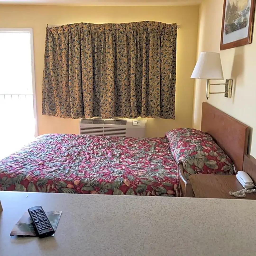 Country Host Inn Texarkana