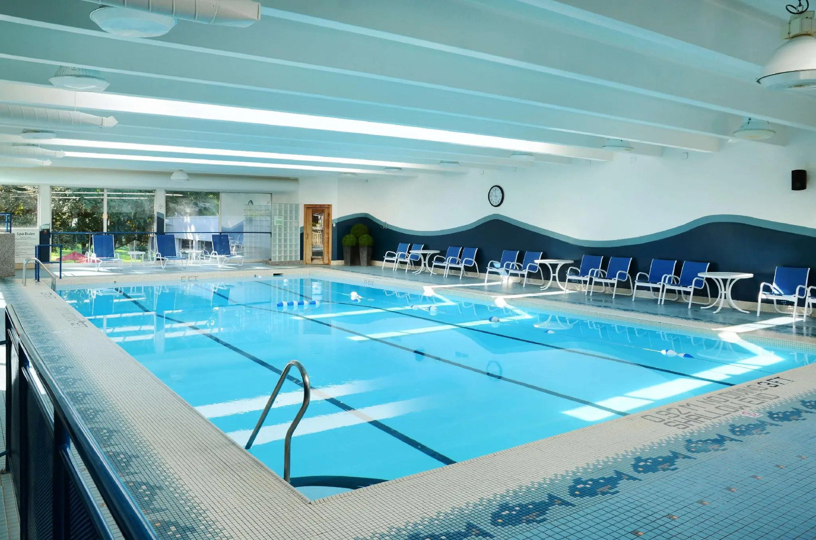 Four Points by Sheraton Point Edward Sarnia