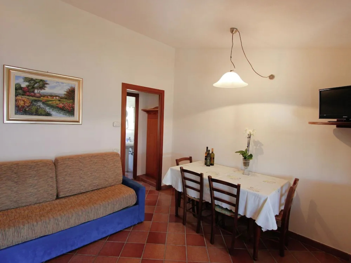 Comfortable Home With Terrace, Located in Nature