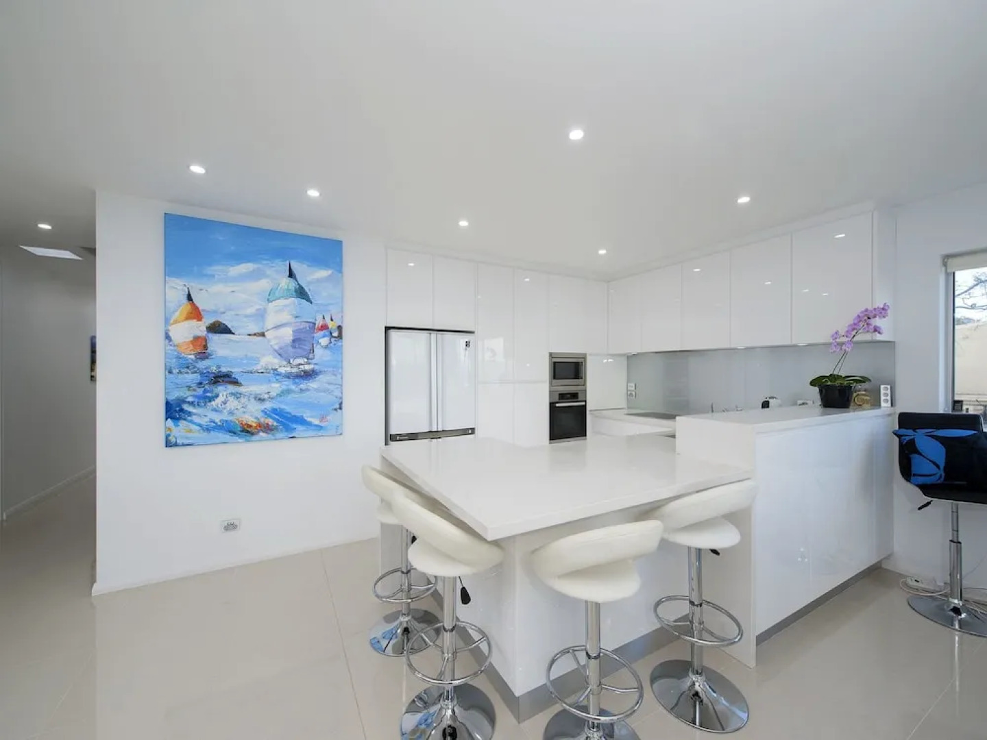 Stunning Waters Penthouse, Sandy Point Road, 46