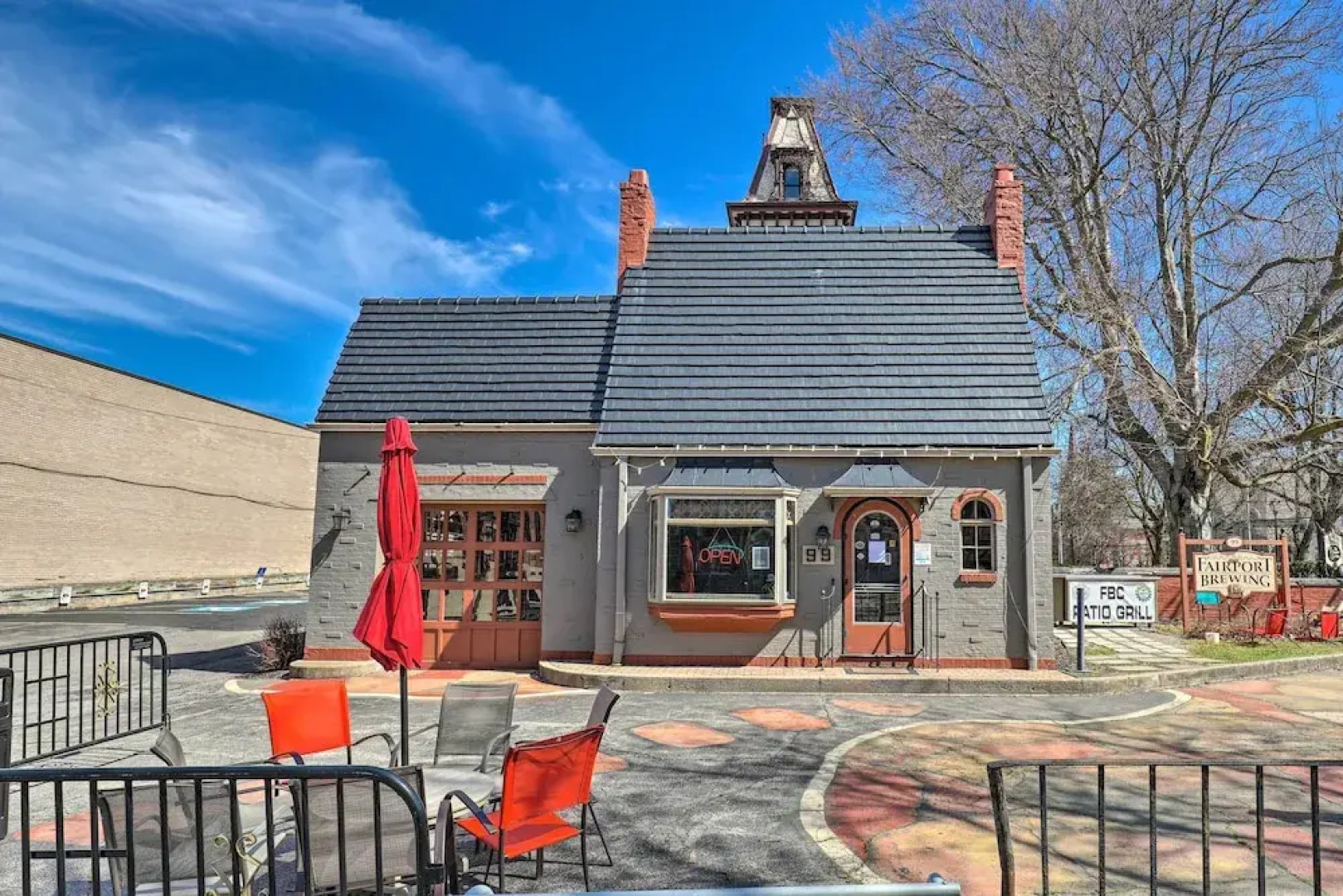 Charming & Walkable Fairport Village Apartment!