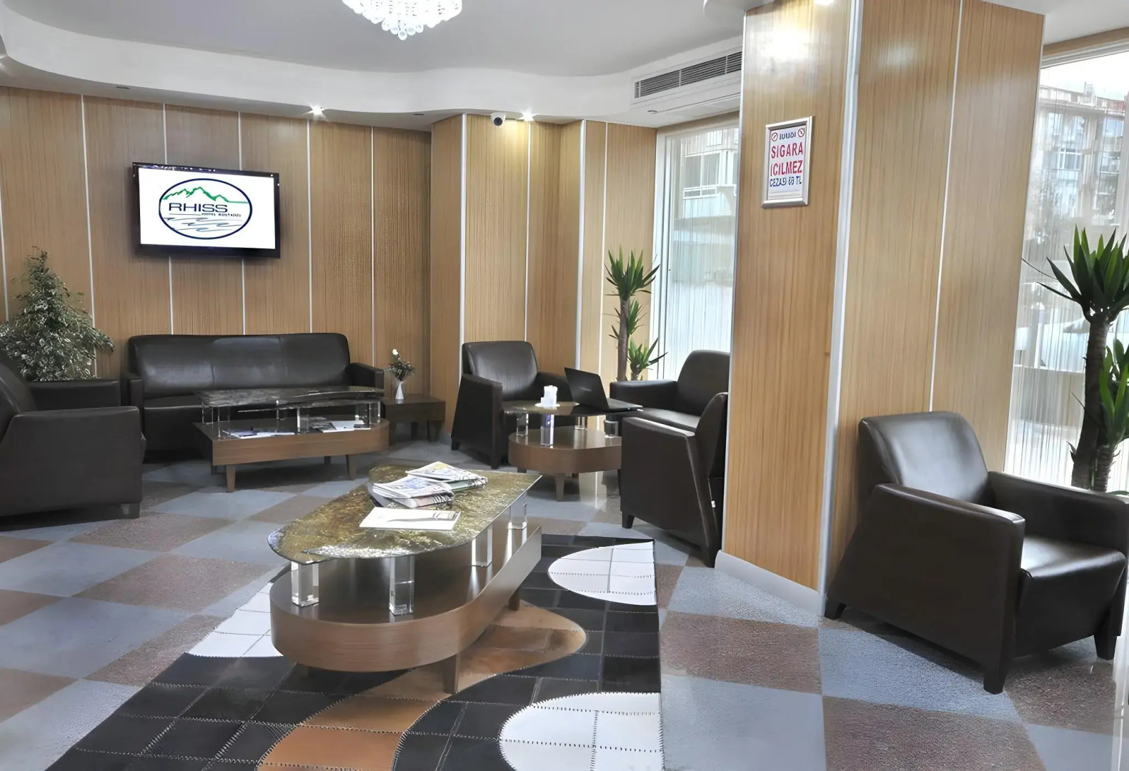 Rhiss Hotel Bostanci