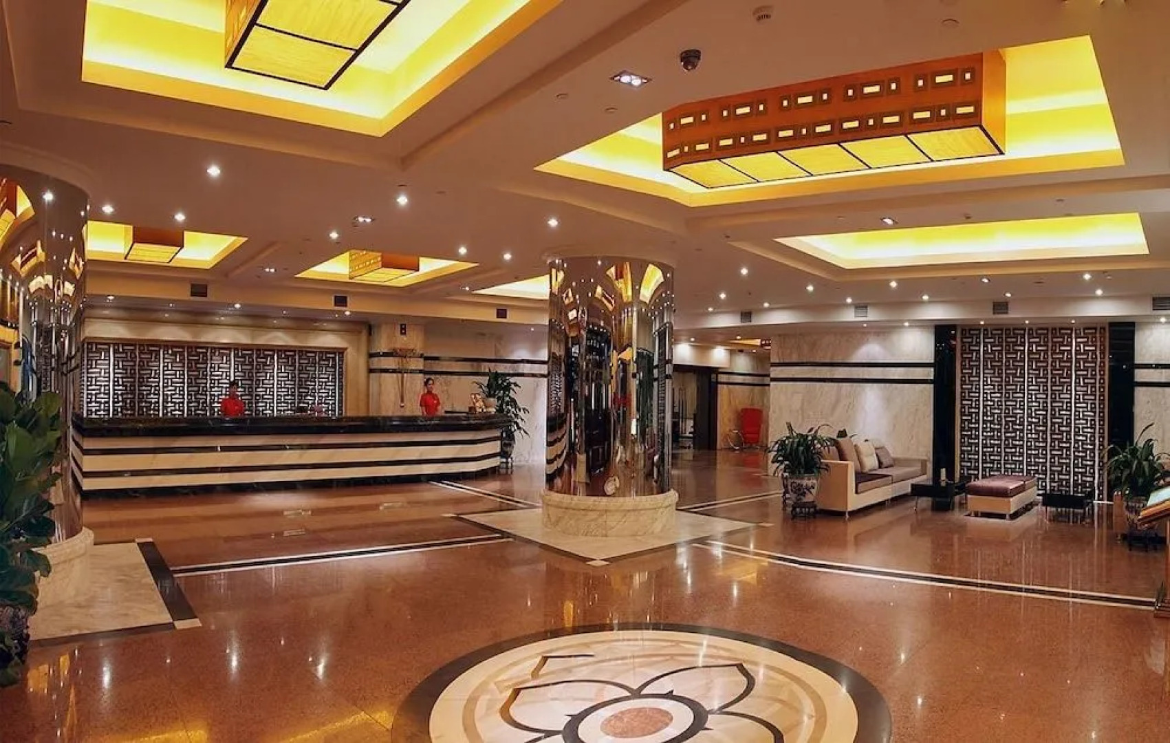 Liuzhou Grand Hotel