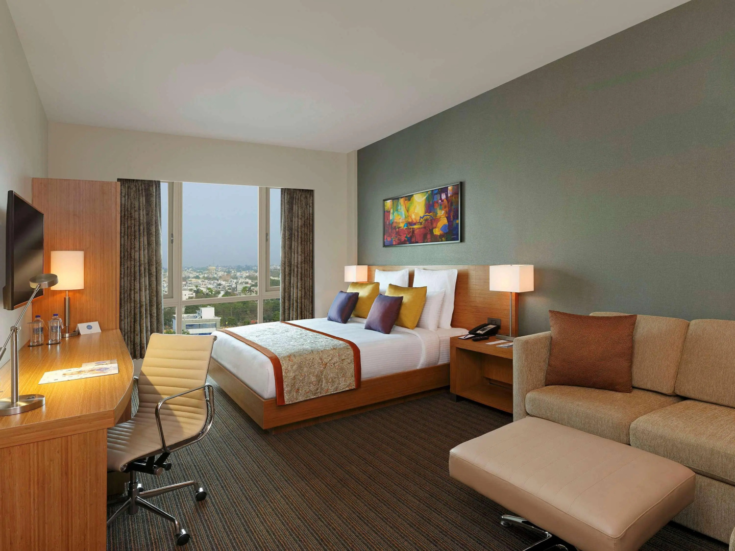 Novotel Lucknow Gomti Nagar Hotel