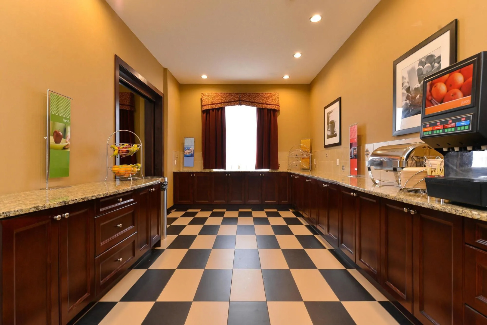 Hampton Inn & Suites by Hilton Edmonton Intl Airport