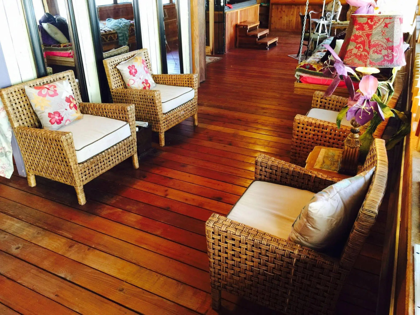 Rhinestone Rose Inn & Wellness Center