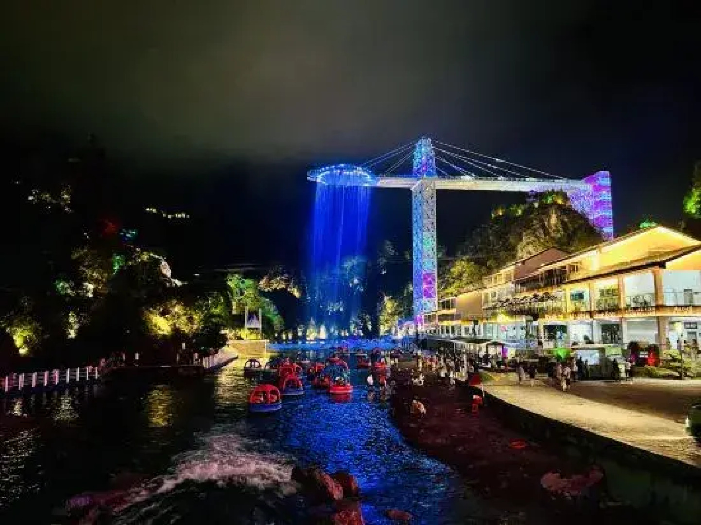 Shi Bingyun Xi River Intelligent Hotel