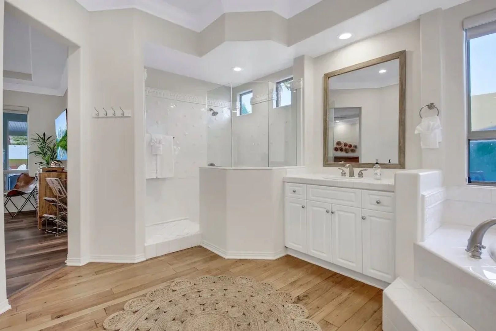 Wilder Out West: Luxury Pickleball, Mini Golf, & Game Room!