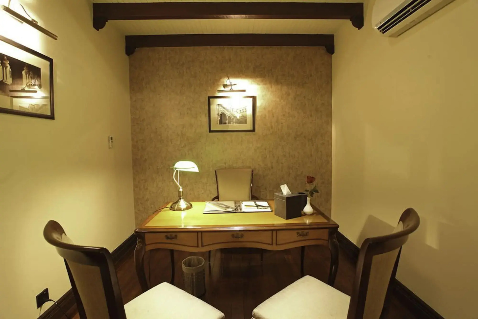 Heritage Luxury Suites- ALL Suite Hotel