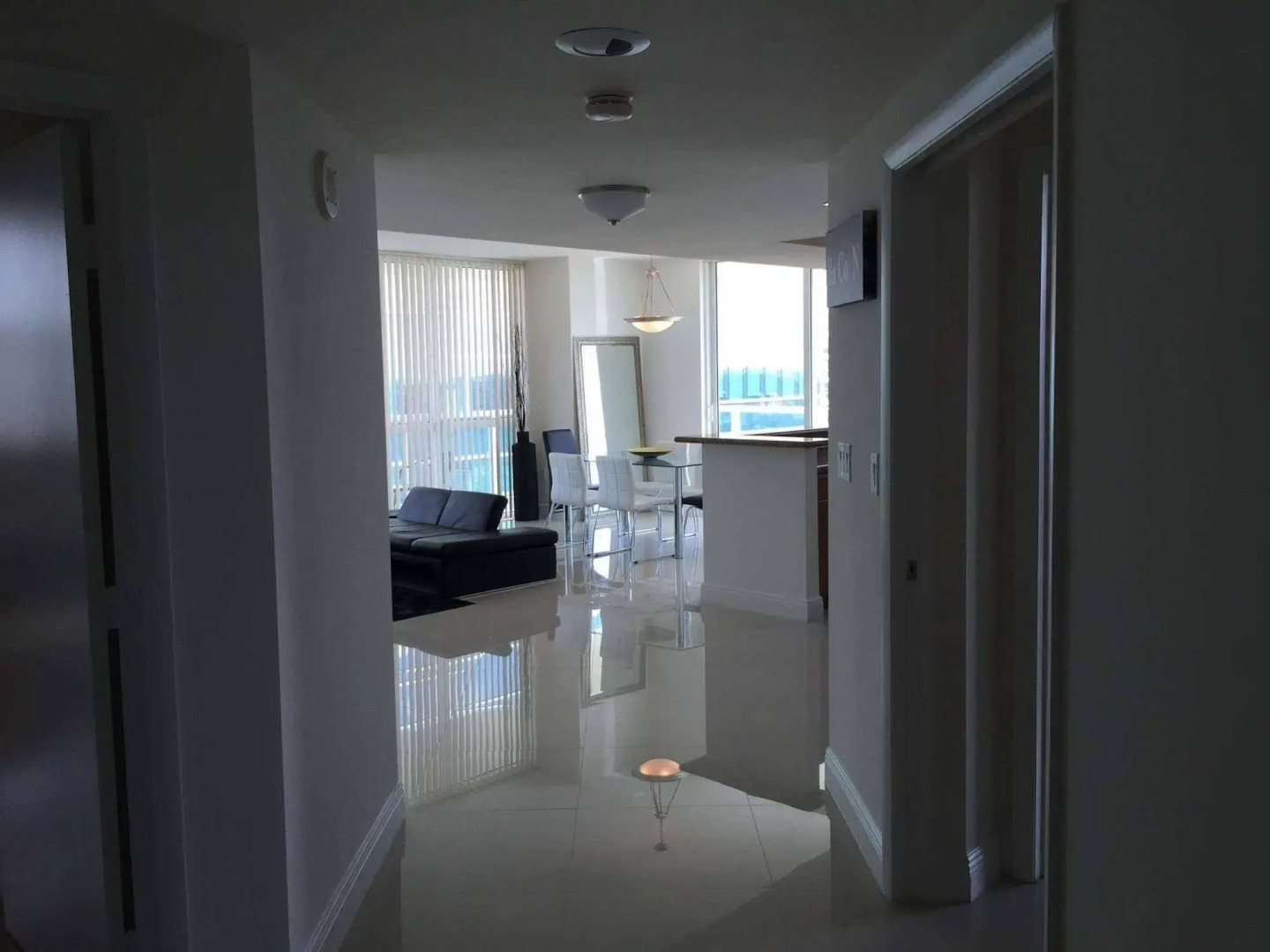 Luxury Suite in One Broadway by Lyx Miami
