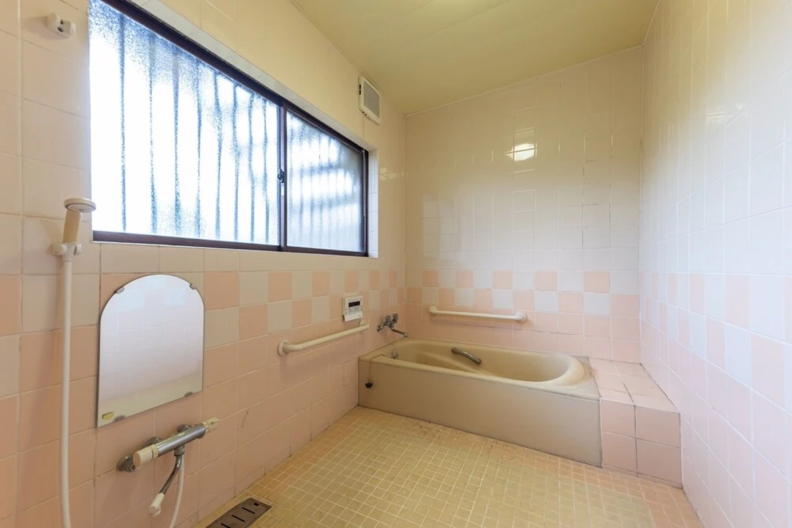 Sasayakanaouchi Seki