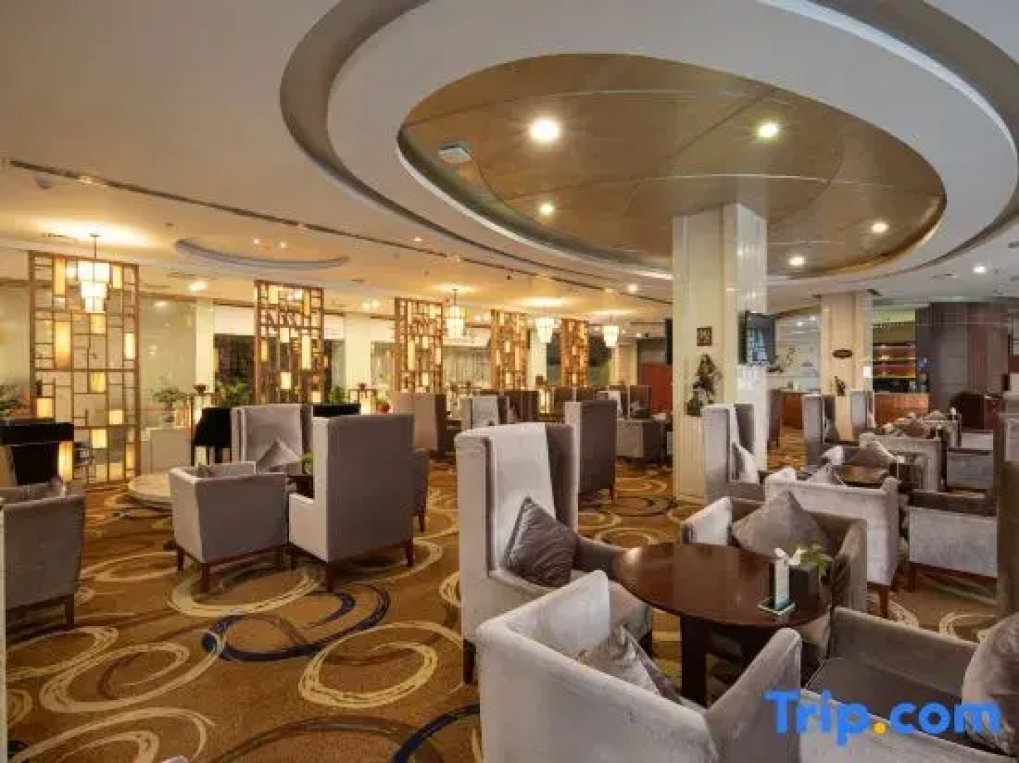 Huatian Hotel