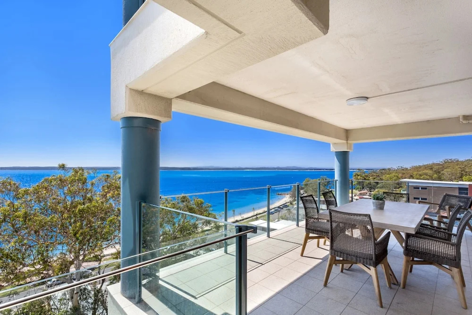 Le Vogue, Unit 22, 16 Magnus Street