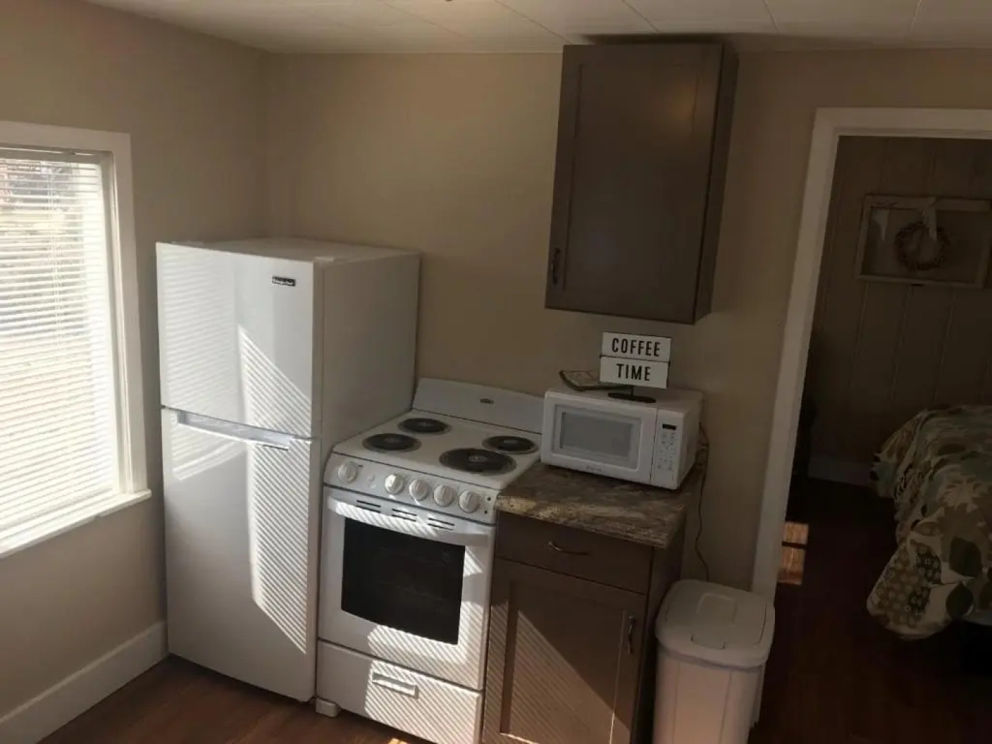 Lakeshore Fishing Cabin #3, Ramp, dock, fire pit